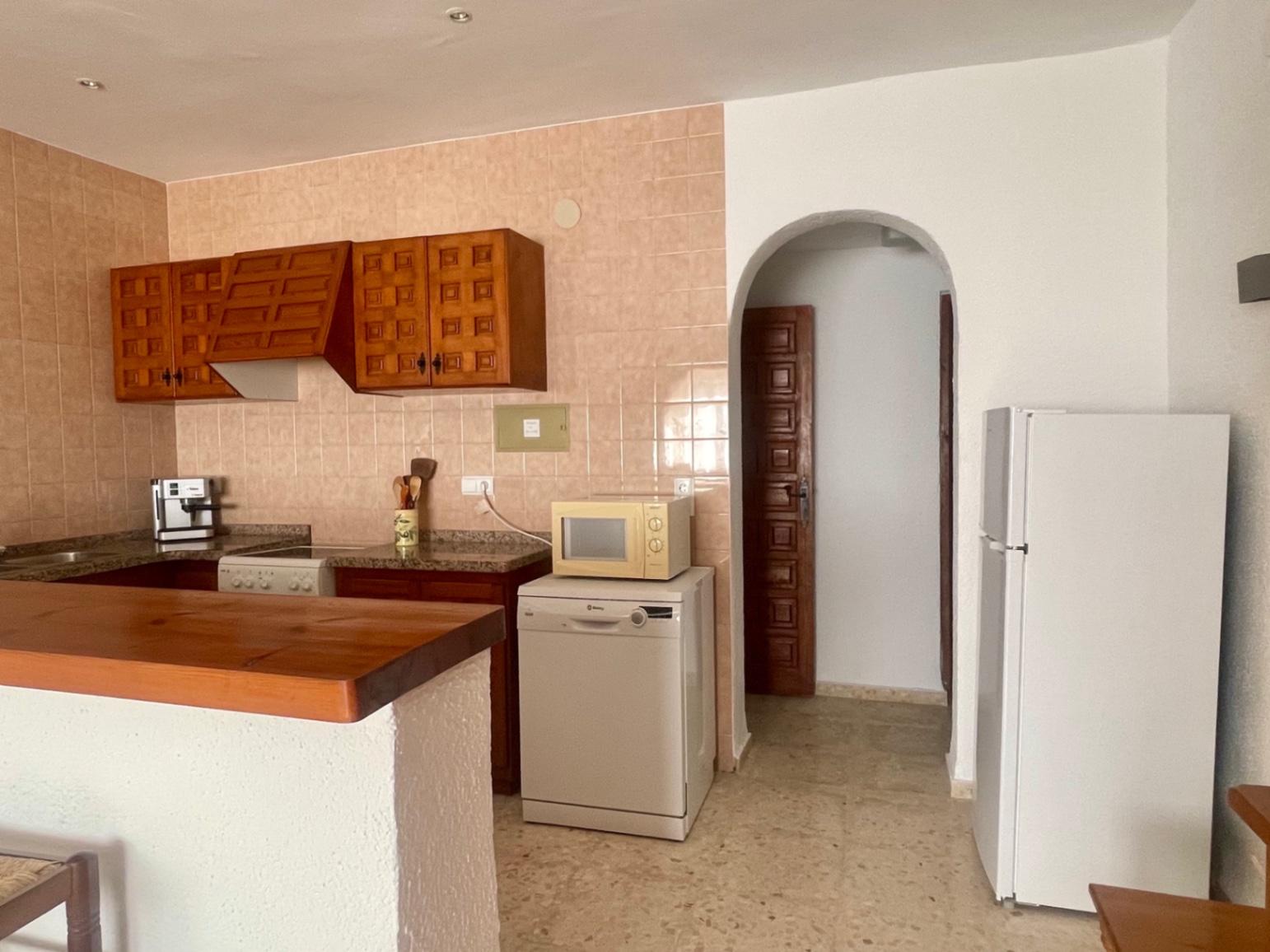 ALQUILER APARTAMENTO PLANTA BAJA MORAIRA