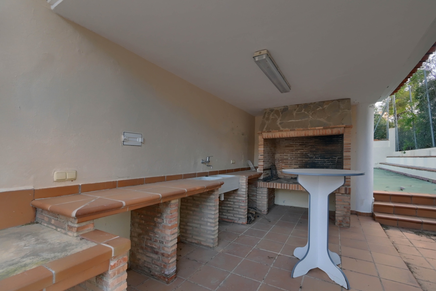 JOYA ARQUITECTÓNICA, PISCINA, TENIS Y CASA DE INVITADOS EN ALZIRA